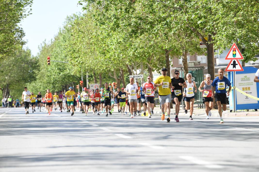 4'üncü Uluslararası Konya Yarı Maratonu nefes kesti 22